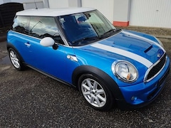 Bild des Angebotes MINI Cooper S TÜV/REIFEN/BREMSEN/ÖL neu-sportlich tiefer