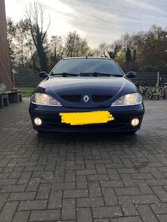 Renault Megane 1.4 Expression 16V