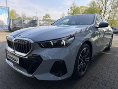 Bild des Angebotes BMW 540 d xDrive M Sport AHK PANO StHg B&W Autobahnas