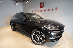 Bild des Angebotes Aston Martin DBX V8*ufrei*BRD*1.Hd*Sportabgas*Body Pack Black*22''