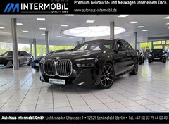 Bild des Angebotes BMW 740 d xD M-Sport*KRISTALL*STHZG*A-TÜREN*B&W*360°