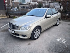 Bild des Angebotes Mercedes-Benz C 180 C 180 Kompressor, Klima,Sitzhzg, Bluetooth, Tüv