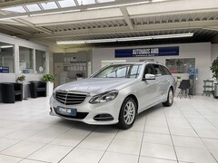 Bild des Angebotes Mercedes-Benz E 220 d Aut.T-Model Navi Kamera LED Schiebedach