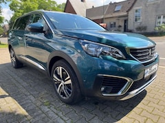 Bild des Angebotes Peugeot 5008 Allure
