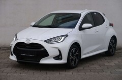Bild des Angebotes Toyota Yaris Yaris Hybrid Team Deutschland + Comfort