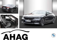 Bild des Angebotes BMW i5 xDrive40 Navi Tempom.aktiv Panoramadach Bluetooth