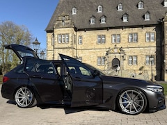 Bild des Angebotes BMW 540 540d xDrive Touring Aut. Sport Line M