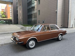 Audi 100 LS