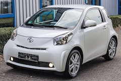 Bild des Angebotes Toyota iQ IQ+ 1.3i*1.HAND*KLIMA*KEYLESS*8xREIFEN*ALU*