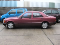 Bild des Angebotes Mercedes-Benz 190 W 1,8 Benzin ,Schiebedach, 5 Gang * TÜV neu*