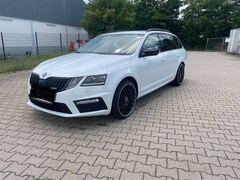 Bild des Angebotes Skoda Octavia Octavia Combi 2.0 TSI DSGRS