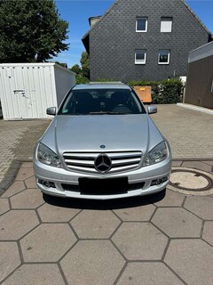 Bild des Angebotes Mercedes-Benz C 180 CGI Automatik BlueEFFICIENCY Avantgarde