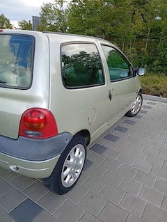 Bild des Angebotes Renault Twingo 1.2 16V Aut. Initiale