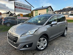 Bild des Angebotes Peugeot 5008 Active, 7 Sitzer,1er Hand,Navi, Pano,PDC, Kamera