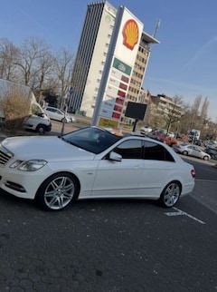 Bild des Angebotes Mercedes-Benz E 350 E 350 CDI 4Matic (212.093)