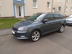 Bild des Angebotes Skoda Fabia Fabia Combi 1.2 TSI Joy for Business Licht&Sicht Paket