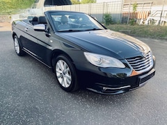 Bild des Angebotes Lancia Flavia Cabrio 2.4i - Leder schwarz scheckheft