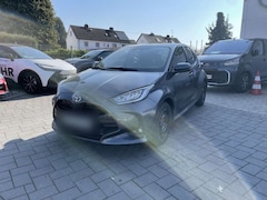 Bild des Angebotes Toyota Yaris Hybrid 116 1.5 VVT-i Teamplayer