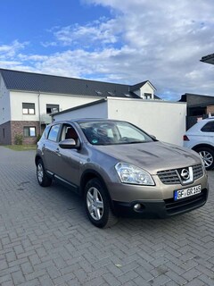 Bild des Angebotes Nissan Qashqai 2.0 dCi 4 x 4 DPF