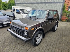 Lada Niva 1.7i 4x4 LUXUS AC+KLIMA+AHK1.9t+RADIO+LED+