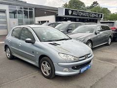 Bild des Angebotes Peugeot 206 JBL Klima Sportsitze PDC