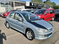 Bild des Angebotes Peugeot 206 JBL Soundsystem Klima Sportsitze PDC