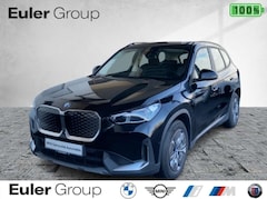 Bild des Angebotes BMW iX1 eDrive20 HUD Navi Digitales Cockpit LED Kurvenlich