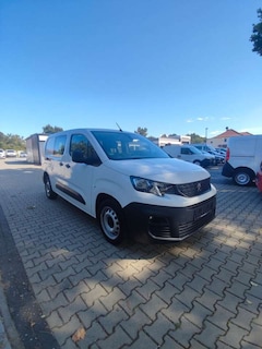 Bild des Angebotes Peugeot Partner Pro FlexCab L2, Mixto LKW , 5-Sitzer