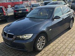 Bild des Angebotes BMW 320 320i