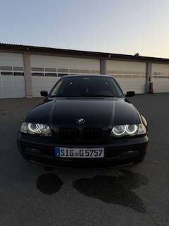 BMW 318 318i
