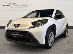 Bild des Angebotes Toyota Aygo 1.0 Play Kam.+Navi+ACC+Shz
