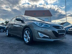 Bild des Angebotes Hyundai i40 5 STAR EDITION SHZ + PDC + AHK + TEMP