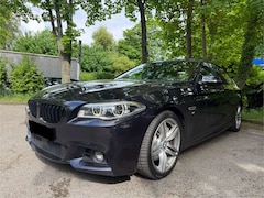 Bild des Angebotes BMW 550 i xDrive M-Paket Sport-Aut. Harman Kardon HUD LED