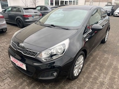 Bild des Angebotes Kia Rio Dream Team 2.HAND/KLIMAAUT/NAVI/KAMERA/SHZ