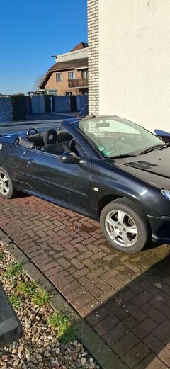 Bild des Angebotes Peugeot 206 CC Filou
