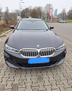Bild des Angebotes BMW 318 Touring 360 Kamera Headup El. Heckklappe SHG