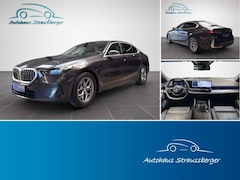 Bild des Angebotes BMW 520 d xDrive ACC HuD QI 4Z RFK KZU StHz Memory