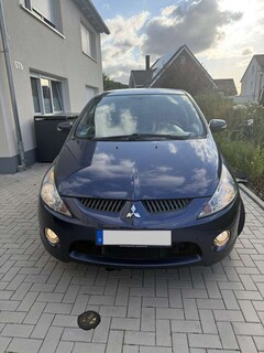 Mitsubishi Grandis 2.0 DI-D 6-Sitzer Intense