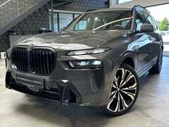 Bild des Angebotes BMW X7 xDrive 40d  B&W Standheizung Head-Up Voll