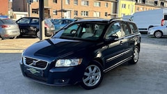 Bild des Angebotes Volvo V50 Kombi 2.0D*Automatik*Bi-Xenon*Leder*Navi*Shz