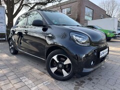 Bild des Angebotes smart forFour 22kW 95% PANORAMA EXCLUSIVE CAM NAVI LED 4xSHZ
