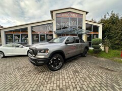 Bild des Angebotes Dodge RAM 1500 5,7 HEMI REBEL ÜBERROLLBÜGEL ROLLO
