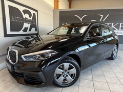 Bild des Angebotes BMW 116 i Advantage/Automatik/Navi/AppleCarPlay/PDC