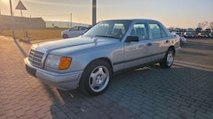 Bild des Angebotes Mercedes-Benz 300 E *H-Kennzeichen*-AUTOMATIK* 3.0-TÜV/AU 01/28