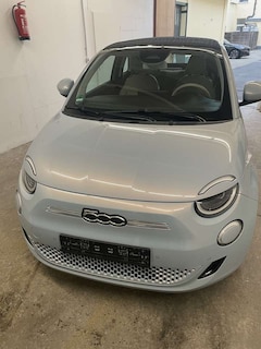 Bild des Angebotes Fiat 500e La Prima Faltdach 1. Hand