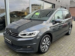 Bild des Angebotes VW Touran Business PANO DYNAUDIO EASYOPEN Light+ 7S