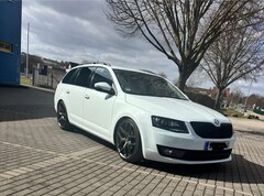 Bild des Angebotes Skoda Octavia Combi 1.2 TSI Green tec Joy