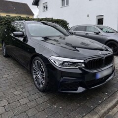 Bild des Angebotes BMW 530 d M Sport Touring/Headup/LED/Pano/Keyless