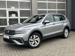 Bild des Angebotes VW Tiguan Allspace Life 7 Sitze AHK LED Navi Shz