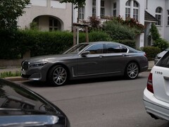 Bild des Angebotes BMW 750 750d xDrive